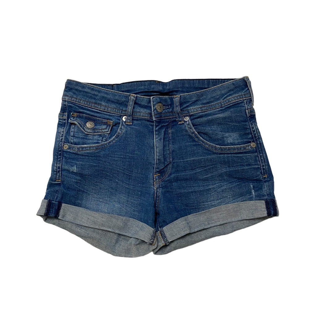 H&M & Denim Regular Waist Distressed Medium Wash Short Shorts Blue